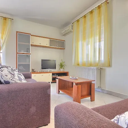 Holiday Nina I Tea Tatil Evi Novigrad Istria